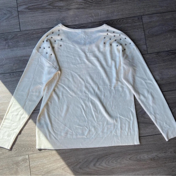 J Jess Beaded Embellished Soft Pullover Sweater - Picture 12 of 16